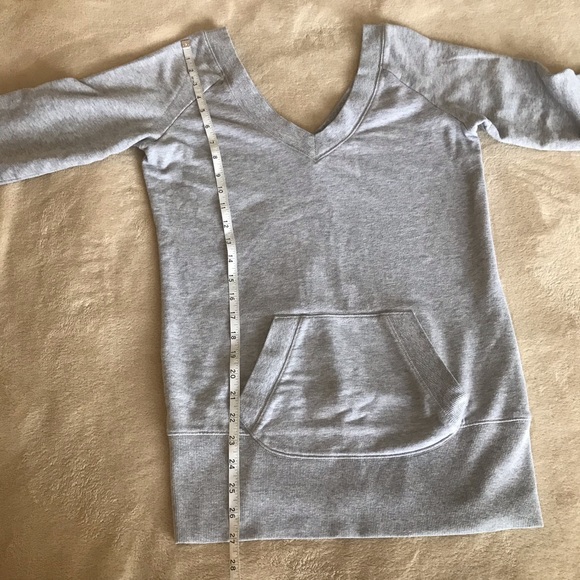 Victoria Secret Sport Sweater - Size S - Picture 8 of 12